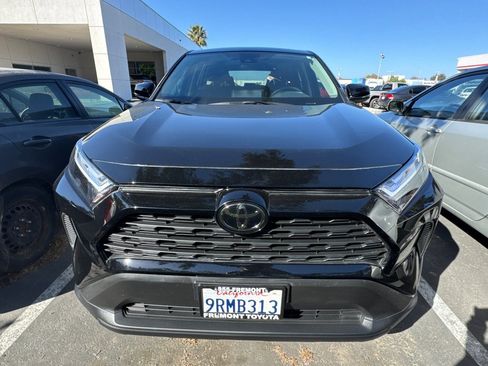 Certified 2025 Toyota RAV4 LE FWD image 3