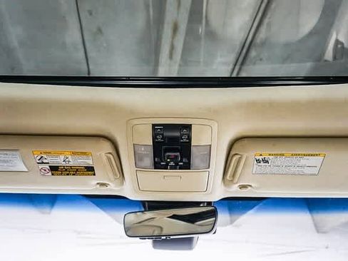 Used 2023 Lexus GX 460 Premium w/ Accessory Package image 12