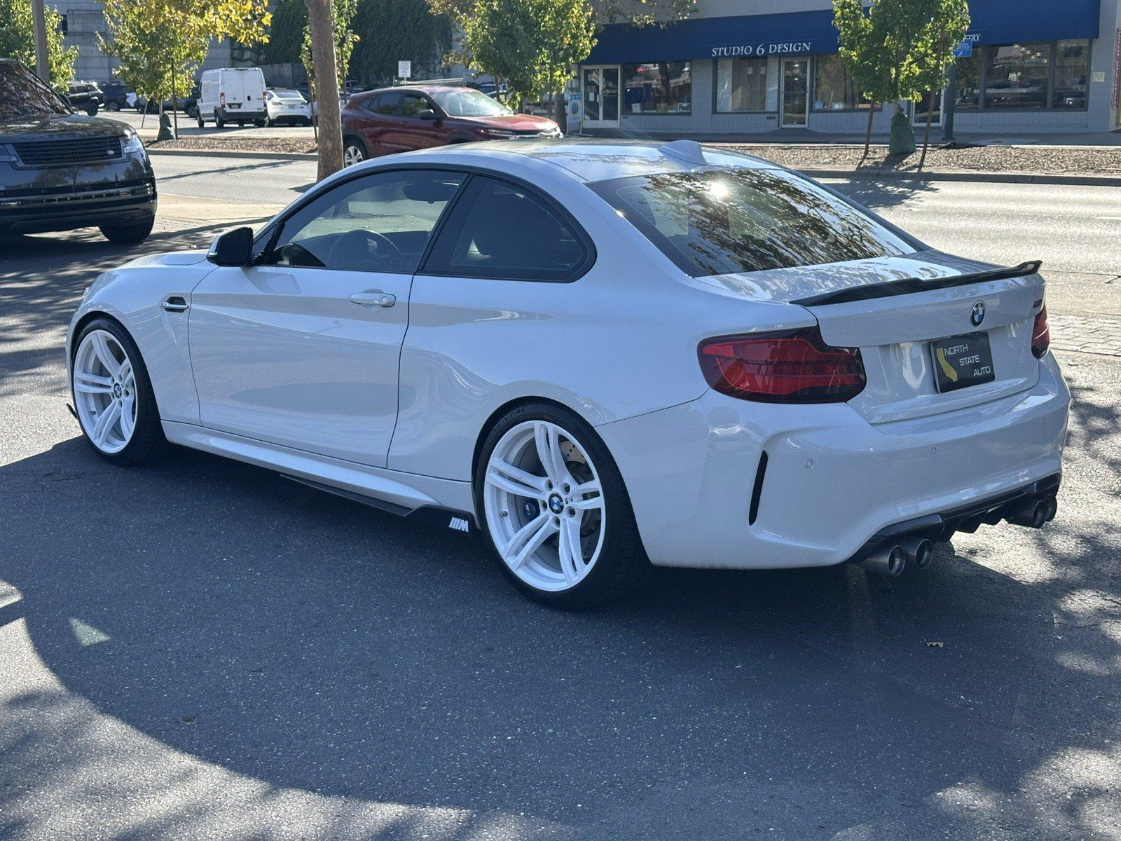 Used 2018 BMW M2 RWD image 12
