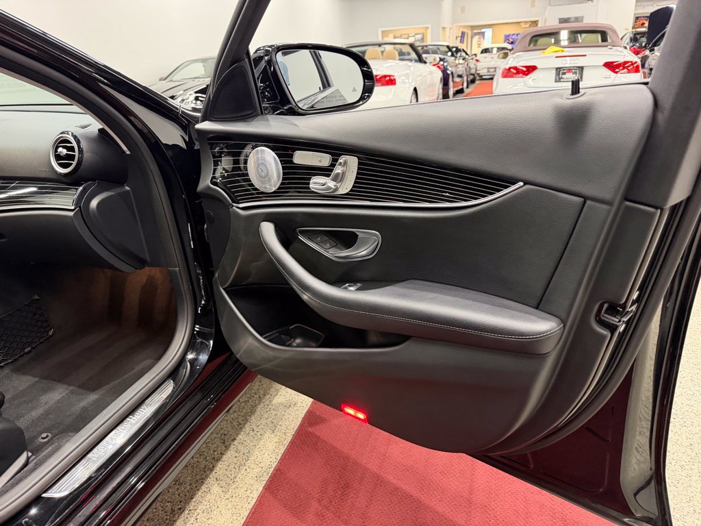 Used 2019 Mercedes-Benz E 450 4MATIC Wagon w/ Premium Package image 34