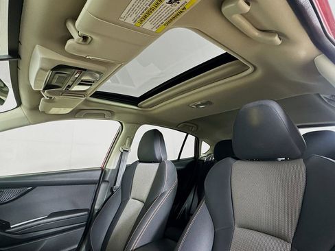 Used 2019 Subaru Crosstrek 2.0i Premium w/ Moonroof Package image 17