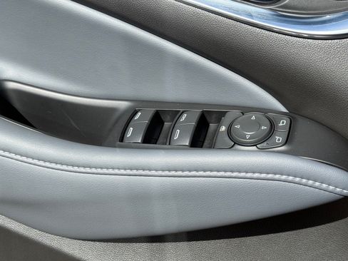 Used 2023 Buick Enclave Essence w/ Sport Touring Edition AWD/4WD image 24