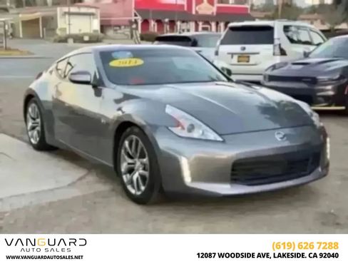 Used 2014 Nissan 370Z Coupe RWD image 1