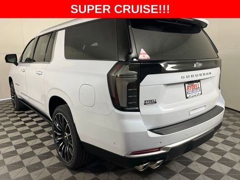 New 2026 Chevrolet Suburban High Country AWD/4WD image 6