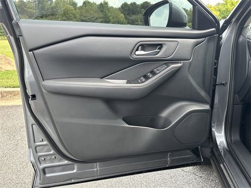 New 2026 Nissan Rogue SV image 11