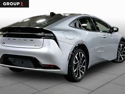 Certified 2025 Toyota Prius Plug-In Hybrid w/ Limited Premium Package FWD image 13