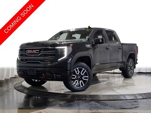 Used 2025 GMC Sierra 1500 AT4 w/ AT4 Preferred Package image 1