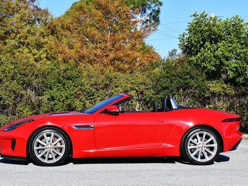 Used 2019 Jaguar F-TYPE Convertible image 26