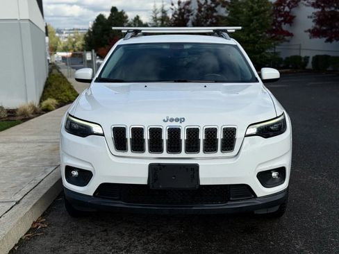 Used 2019 Jeep Cherokee Latitude Plus w/ Cold Weather Group image 28