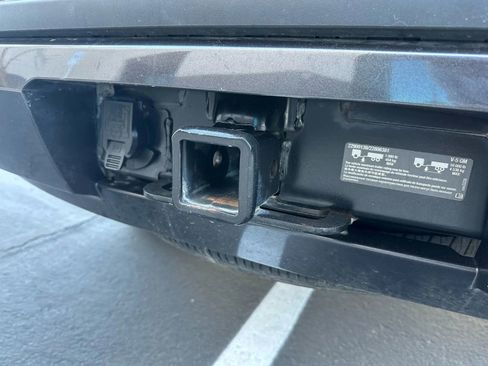 Used 2016 Chevrolet Tahoe LT image 26