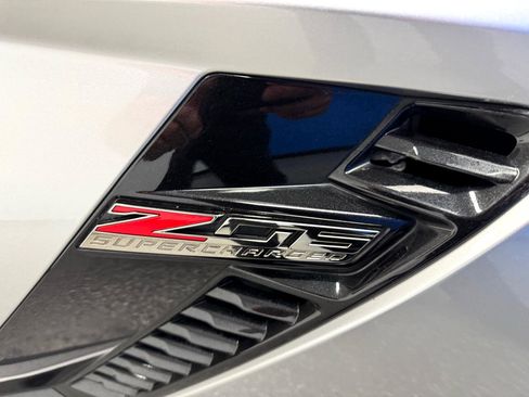 Used 2017 Chevrolet Corvette Z06 w/ Z07 Performance Package image 29