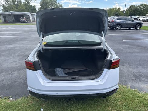 Used 2024 Nissan Altima 2.5 SR image 36