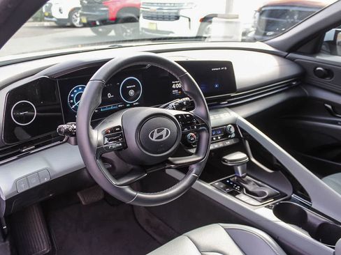 Used 2024 Hyundai Elantra Limited FWD image 22
