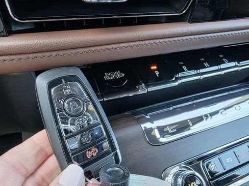 New 2026 Lincoln Aviator Reserve image 14