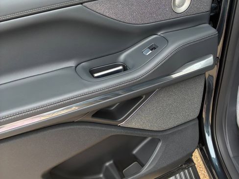 New 2025 Lincoln Navigator Reserve image 57