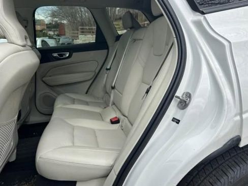 Used 2023 Volvo XC60 B5 Plus w/ Climate Package image 6