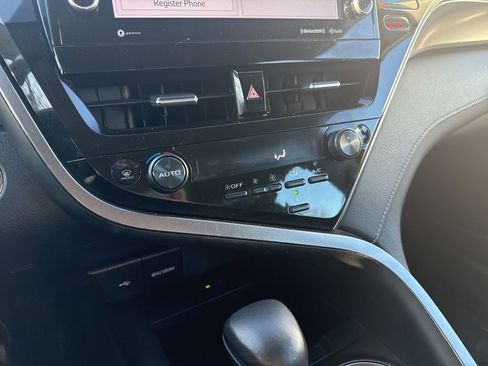 Used 2023 Toyota Camry XSE image 22