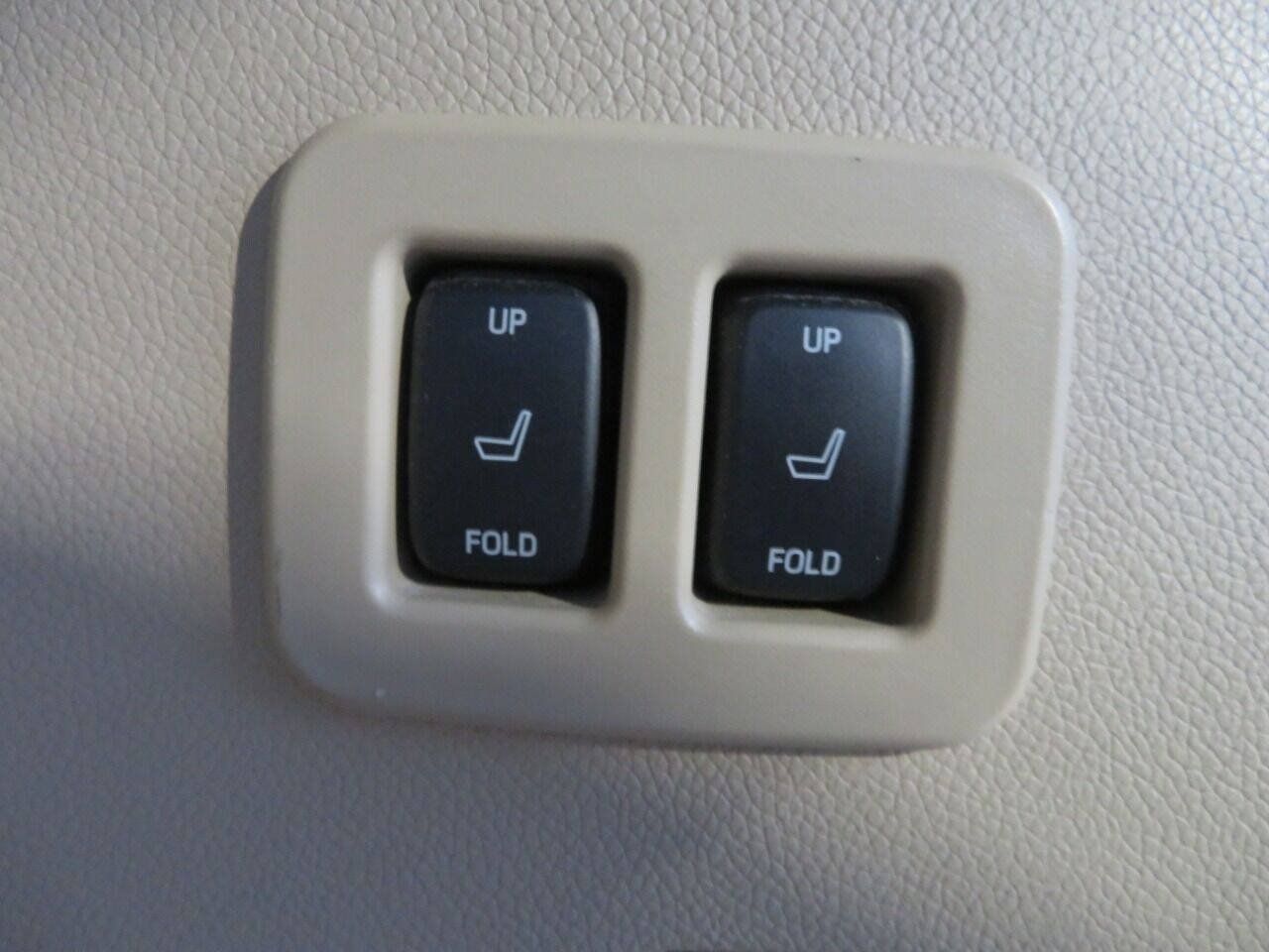Used 2014 Ford Expedition EL XLT w/ Equipment Group 202A AWD/4WD image 25