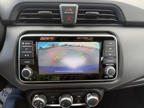 Used 2024 Nissan Versa S w/ S Plus Package image 20