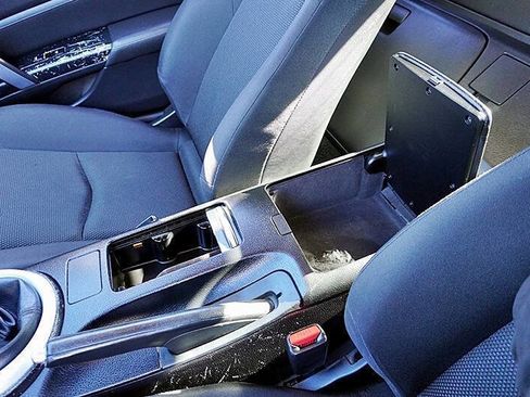 Used 2006 Nissan 350Z Base 2dr Coupe w/ (N93) Cargo Convenience Pkg image 28