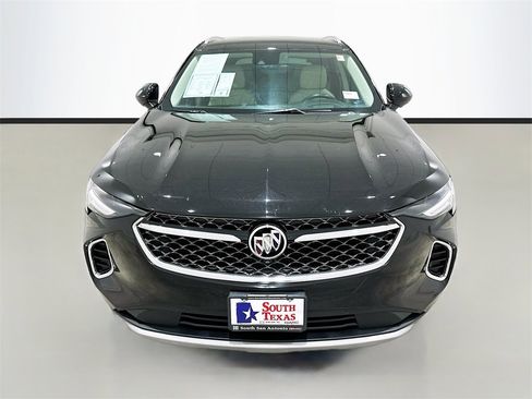 Used 2022 Buick Envision Avenir w/ Technology Package II image 2