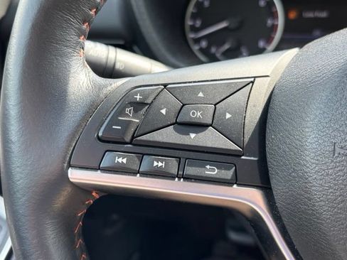 Certified 2023 Nissan Sentra SR w/ SR Premium Package FWD image 19