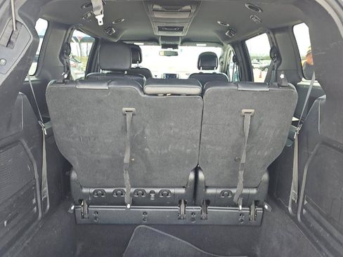 Used 2018 Dodge Grand Caravan GT FWD image 18