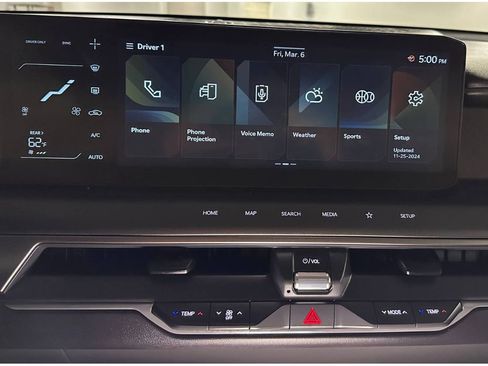 Used 2024 Kia EV9 Wind image 20