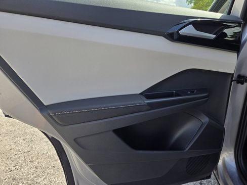 New 2026 Volkswagen Taos S FWD image 8