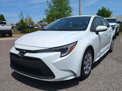 Certified 2026 Toyota Corolla LE FWD image 2