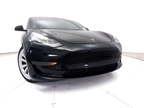 Used 2022 Tesla Model 3 RWD image 7