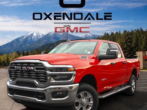 Used 2026 RAM 2500 Big Horn AWD/4WD image 2
