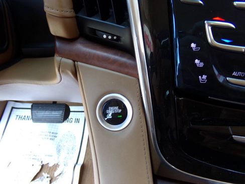 Used 2016 Cadillac Escalade ESV Platinum AWD/4WD image 41