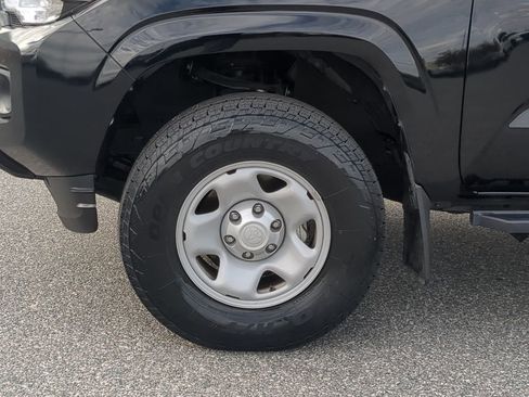 Used 2023 Toyota Tacoma SR5 image 19