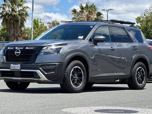 Certified 2025 Nissan Pathfinder Rock Creek AWD/4WD image 8