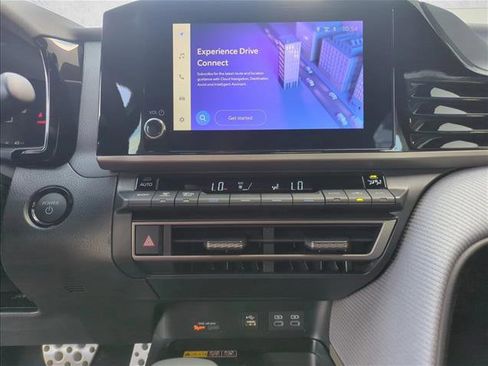 New 2026 Toyota Camry SE image 15