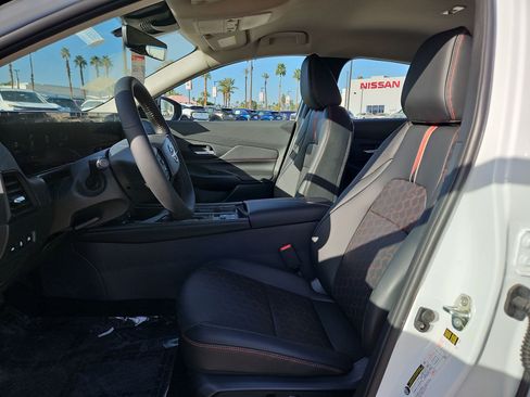 New 2026 Nissan Sentra SR w/ SR Premium Package FWD image 12