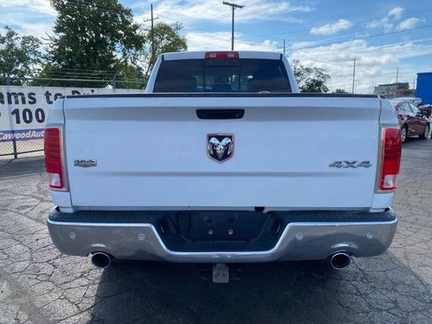 Used 2015 RAM 1500 Laramie w/ Convenience Group AWD/4WD image 3