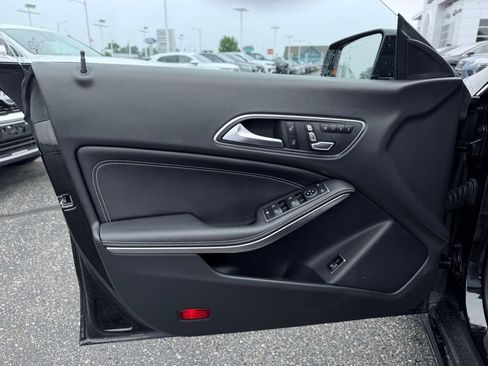 Used 2018 Mercedes-Benz CLA 250 4MATIC image 10