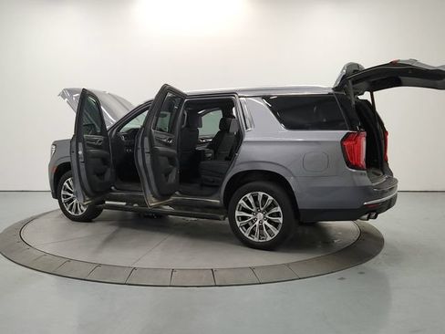 Used 2021 GMC Yukon Denali w/ Denali Premium Package AWD/4WD image 13