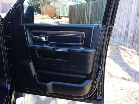 Used 2018 RAM 2500 Laramie image 26