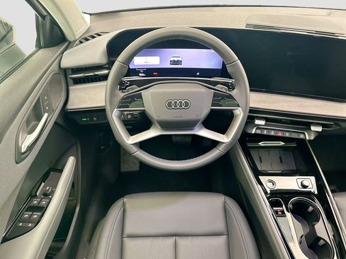 New 2026 Audi Q3 quattro 2.0T AWD/4WD image 10