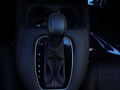 Used 2025 Honda HR-V Sport image 28