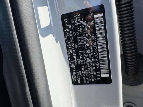 Used 2024 Hyundai Kona Limited AWD/4WD image 20