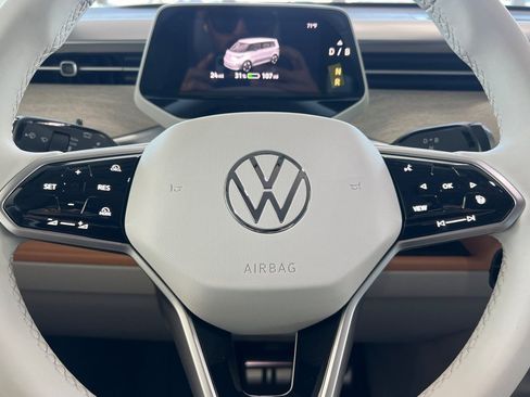 New 2025 Volkswagen ID. Buzz 1st Edition RWD image 26