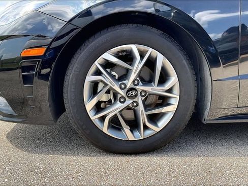 Used 2020 Hyundai Sonata SEL w/ Convenience Package FWD image 5