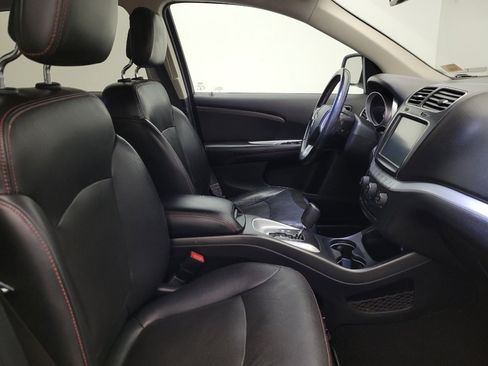 Used 2019 Dodge Journey GT FWD image 21