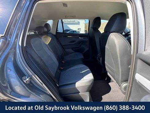 Certified 2025 Volkswagen Tiguan SE AWD/4WD image 22