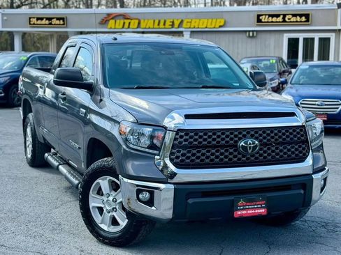 Used 2018 Toyota Tundra SR5 image 1