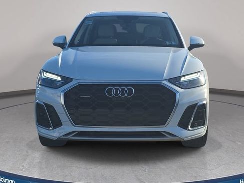 Used 2023 Audi Q5 2.0T Premium Plus w/ Premium Plus Package AWD/4WD image 3